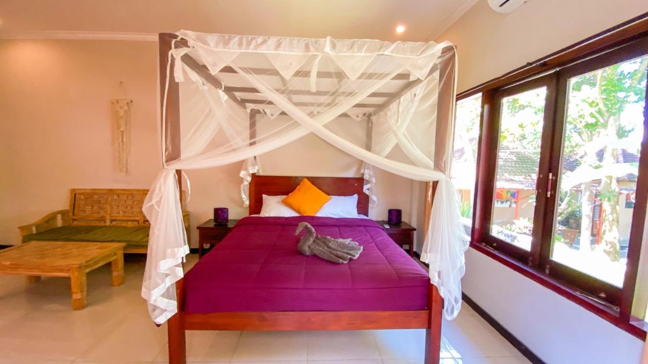 Ubud River Campuhan Villa Экстерьер фото